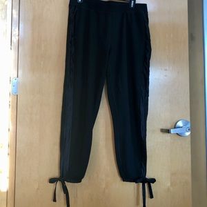 Perfect condition! Ready for more wear. Marked as a large, fits true to size.